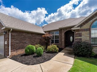 1020 Harvest St, Centerton, AR 72719