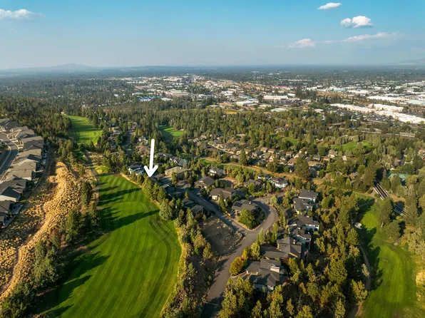 3385 NW Eighteenth Fairway Pl, Bend, OR 97703