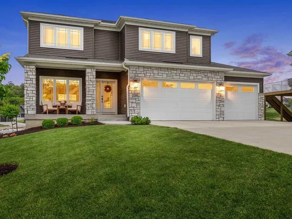 1244 Kona Cir, Coralville, IA 52241