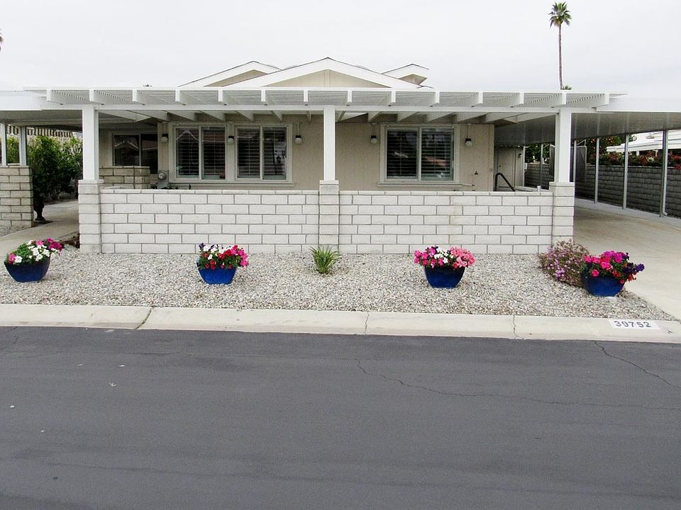 2nd image of 39752 Reche Ln