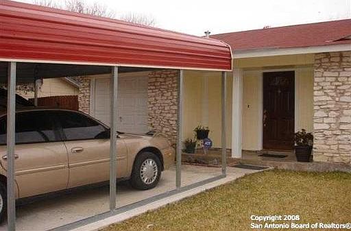 2nd image of 7239 GLEN POINT DR