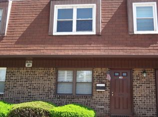 2110 Silver Ct, Hamilton, NJ