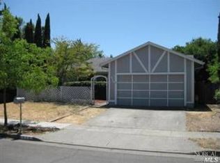 320 Carina Dr, Santa Rosa, CA 95401