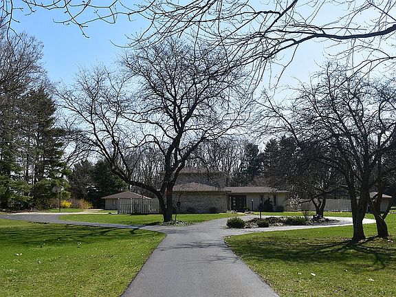 4th image of 15624 Dunton Rd