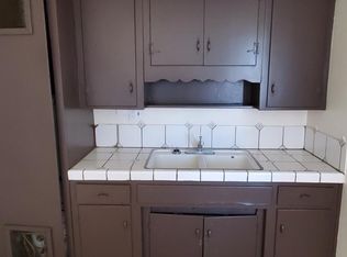 731 Karen Ct APT 1, Barstow, CA 92311