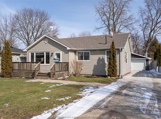 5 Standaert Rd, Chatham Kent, ON N7M5J7