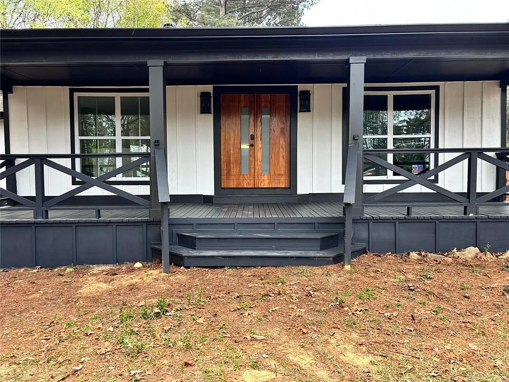 3 bed, 2.5 bath, 1344 sqft, $2,800 — Photo 2