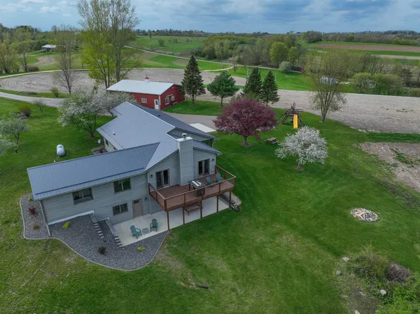 41505 Boyle Rd, Soldiers Grove, WI 54655