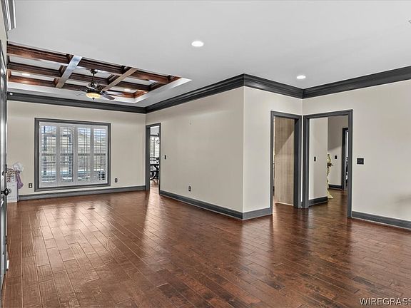 3rd image of 2114 Helms Rd