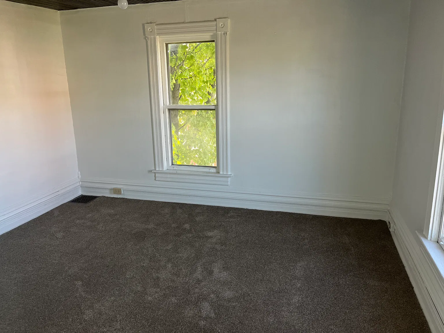 2 bed, $750 — Photo 4