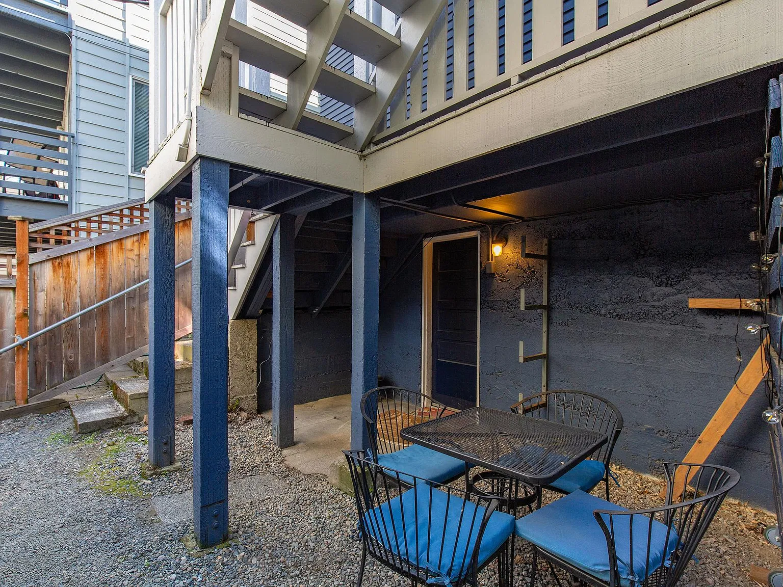 1 bed, 1050 sqft, $1,995 — Photo 3