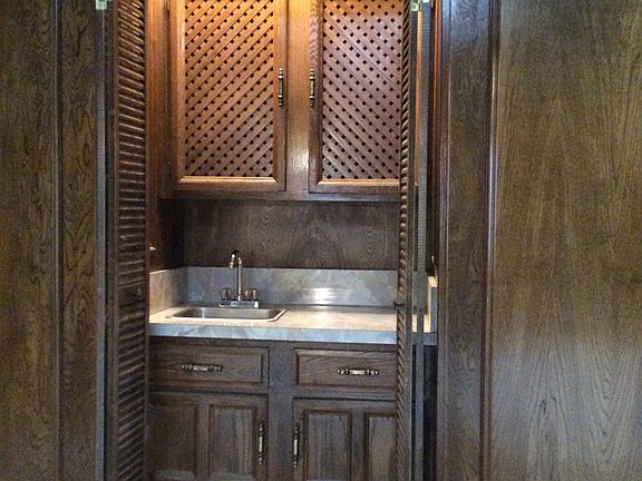 Entertaining Wet Bar 