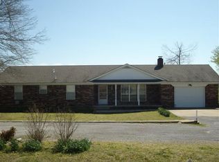 306 E Willis Rd, Tahlequah, OK 74464