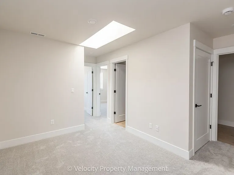 3032 NE Terreo Pl — Photo 8