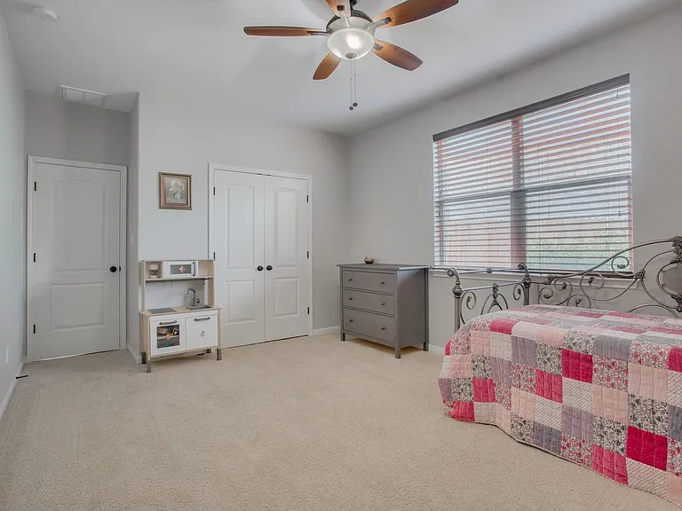 12221 Montclair Bnd — Photo 29