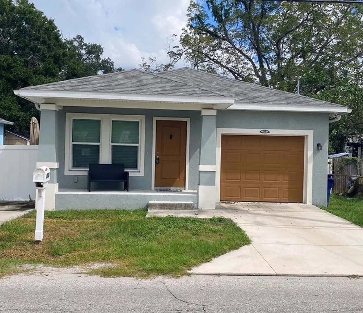 Modern, Fully Furnished 3-Bedroom Home with Fenced Backyard in Tampa! — Photo 1