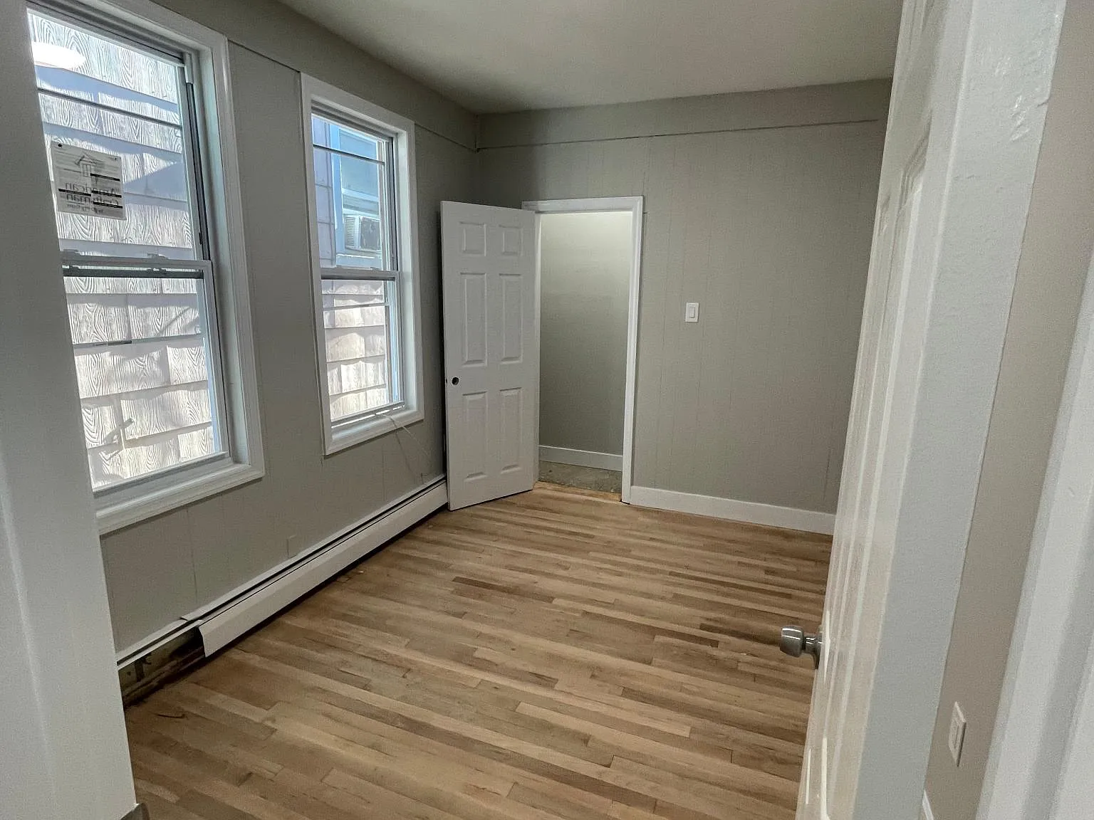 2 bed, 900 sqft, $1,949 — Photo 2