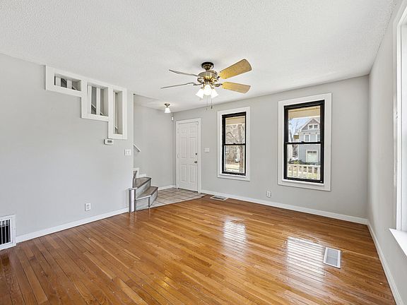 5th image of 957 Euclid St
