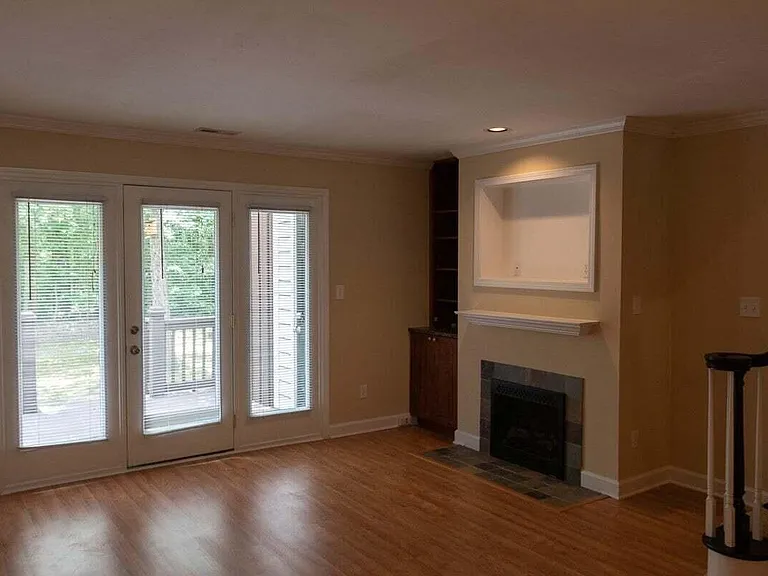 1 Forest Glen Dr #13 — Photo 9