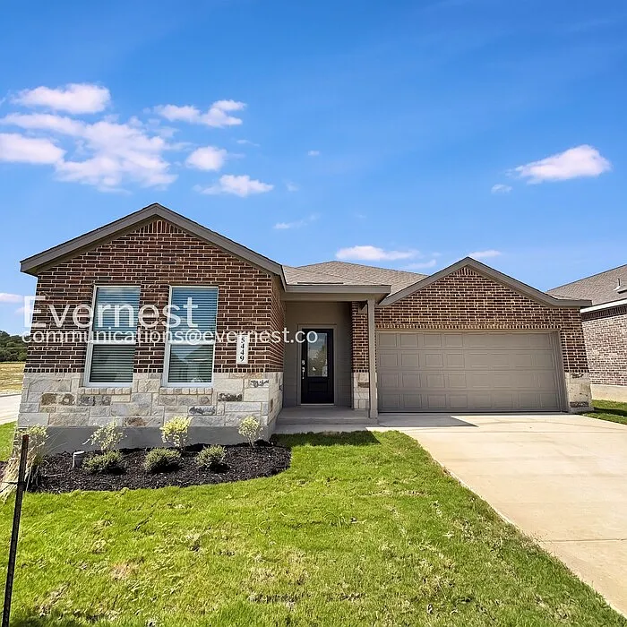 3 bed, 2.0 bath, 1891 sqft, $1,945 — Photo 1