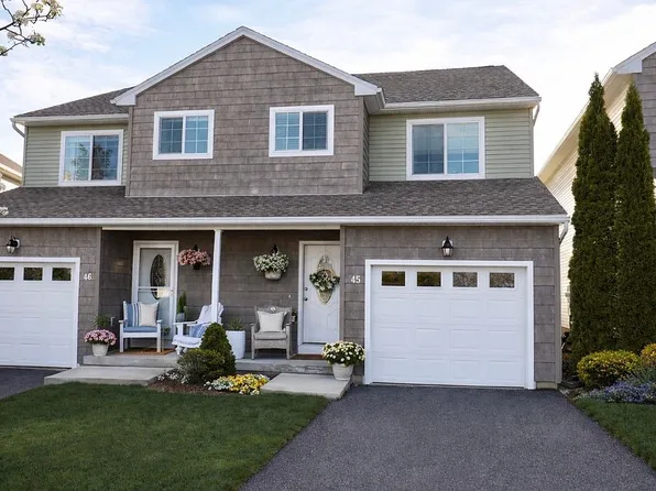 353 Fuller St Unit 45, Ludlow, MA 01056