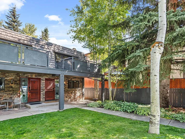 124 E Durant Ave #1 — Photo 15