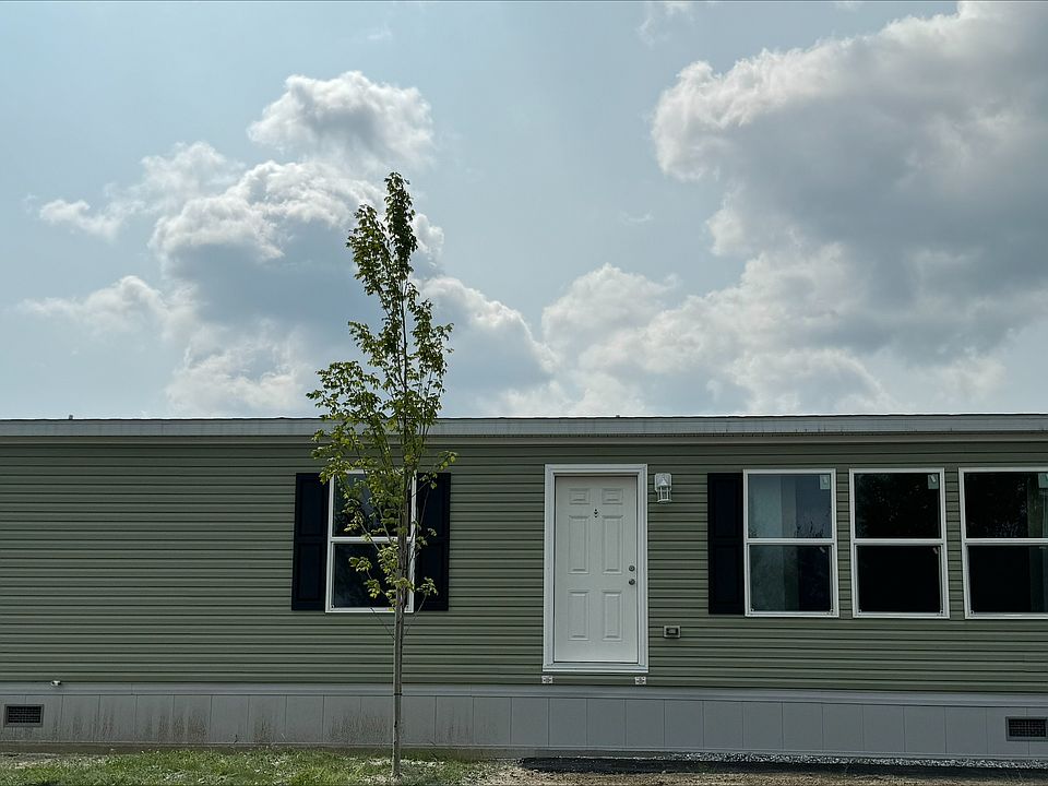 1st image of 7 Palm Dr #249