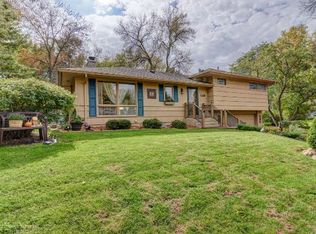 16511 Norwood Dr, Minnetonka, MN 55345