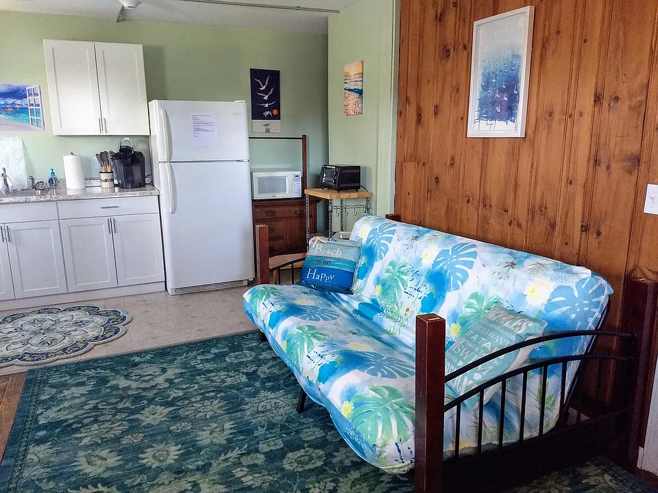 948 Matunuck Beach Rd #4
