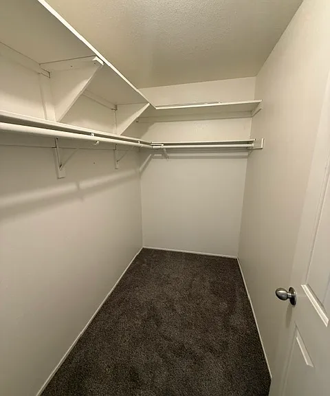 725 McKenzie Ct — Photo 20