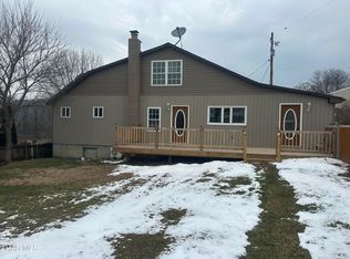 212 Girard St, Roaring Spring, PA 16673