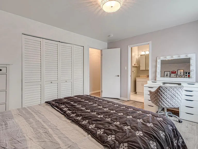 4625 Huntington Blvd — Photo 9