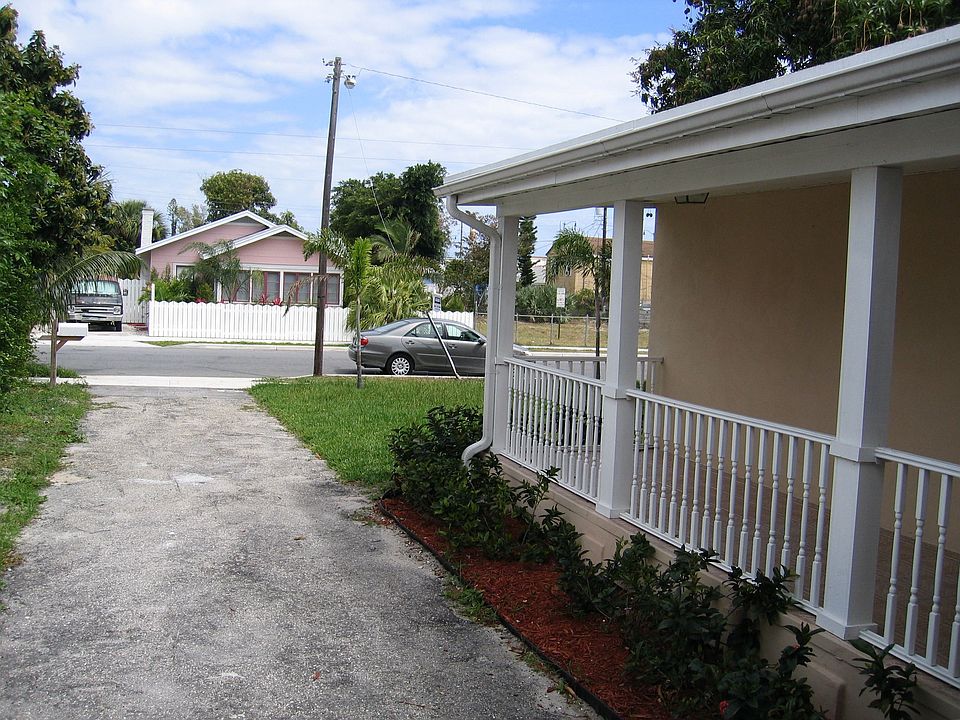 2nd image of 612 48th St