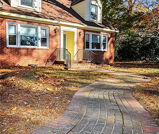 Beautiful and peaceful setting with water views and lots of trees. You can even fish or kayak from your own back yard!