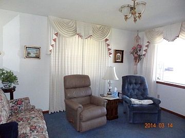 2nd image of 4534 King St