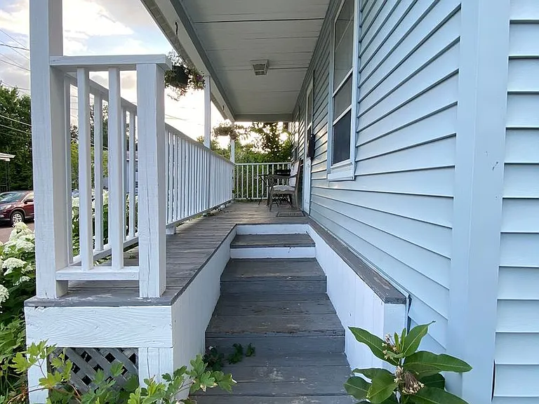 54 Elm St — Photo 28