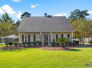 8070 Fitzgerald Dr, Denham Springs, LA 70706