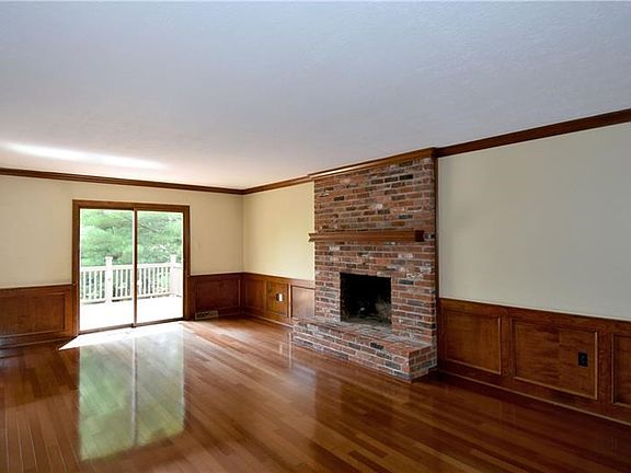 Great family room.  Walk out to the trek deck and back yard.