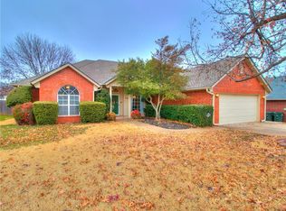 1421 Smiling Hill Blvd, Edmond, OK 73013