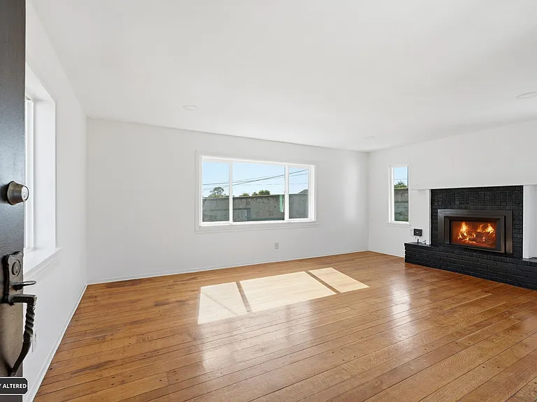 1534 Mariposa St #1534 — Photo 3