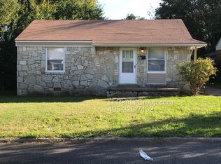 520 E Grumman Dr, Midwest City, OK 73110