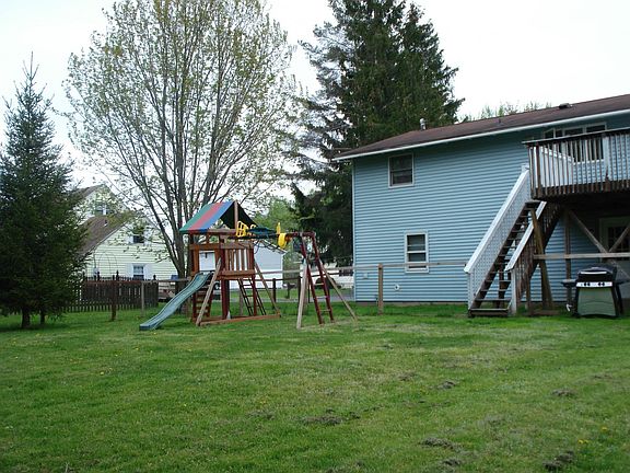 4th image of 5703 Stevens Dr