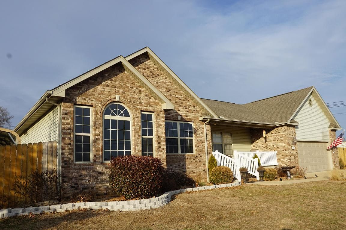 1903 Knowles Dr, West Plains, MO 65775 Zillow