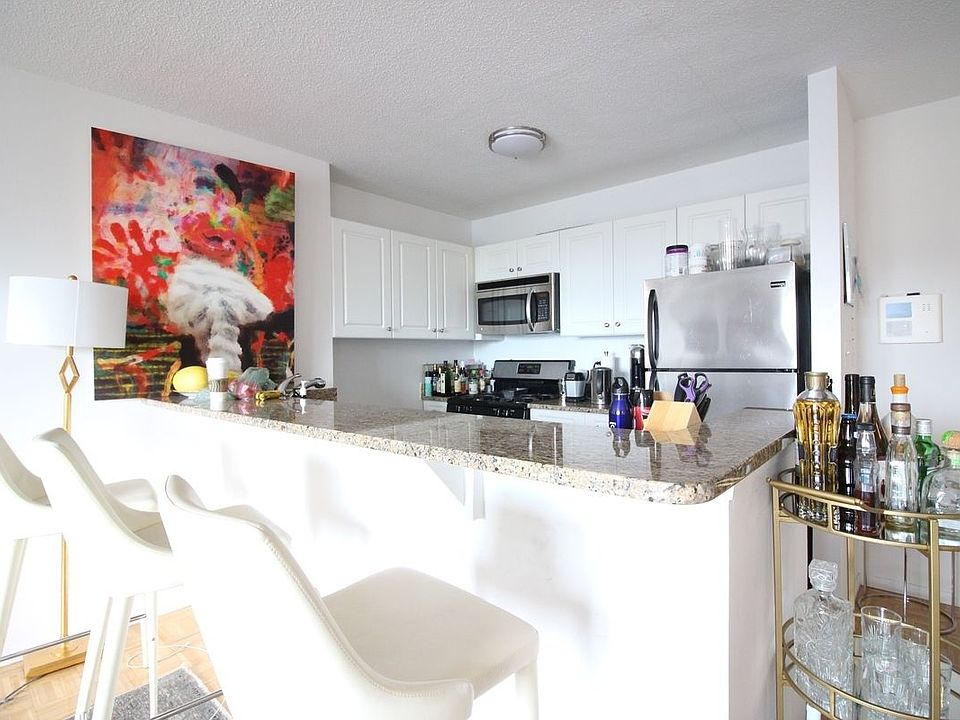 1st image of 225 8th Ave #11A