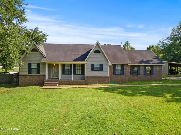 20 Sunnybrook Dr, Senatobia, MS 38668