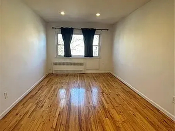 2072 East 68th Street image 3 of 24