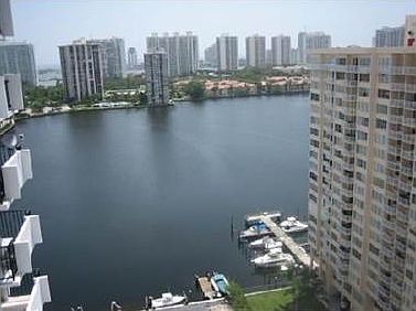 2nd image of 2750 NE 183rd St APT 2101