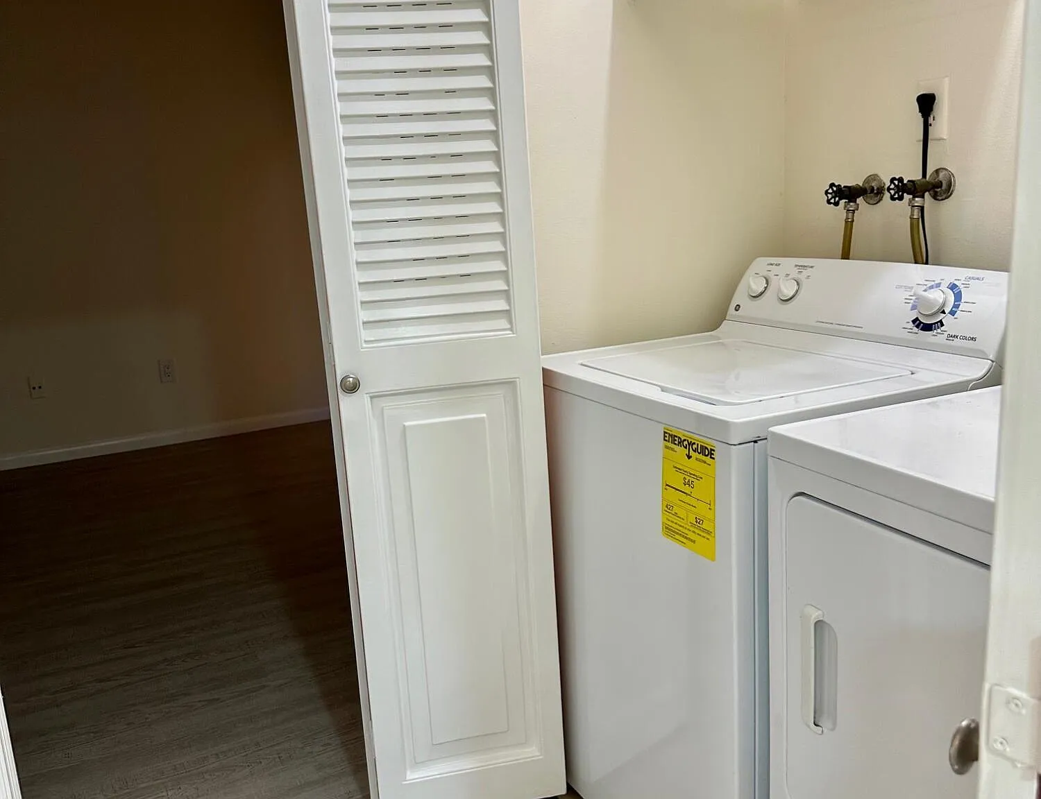 2 bed, 2.0 bath, 1243 sqft, $2,150 — Photo 3