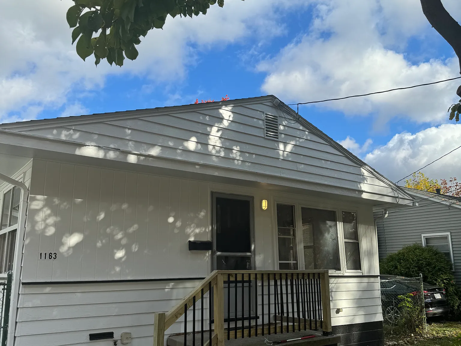 3 bed, 960 sqft, $1,000 — Photo 1