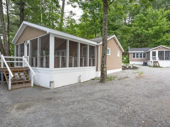 55 Marina Road, Hillsborough, NH 03440